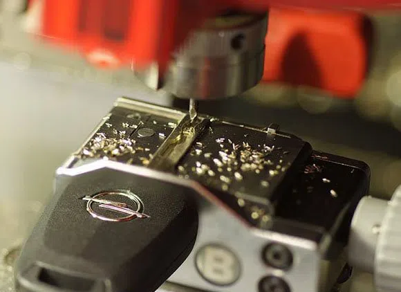 Universal Locksmith Store Montverde, FL 407-233-3440 - 11-Key-Cutting