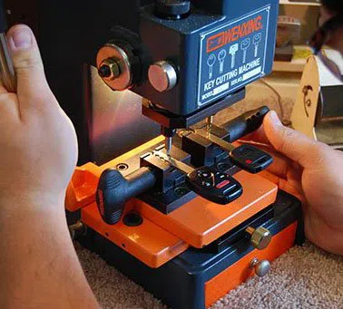 Universal Locksmith Store Montverde, FL 407-233-3440 - 14-Key-Duplication